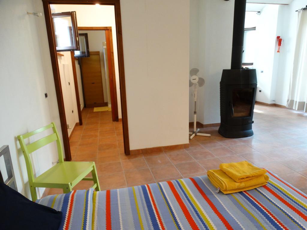 Agriturismo Casa De Colores Moretta Luaran gambar